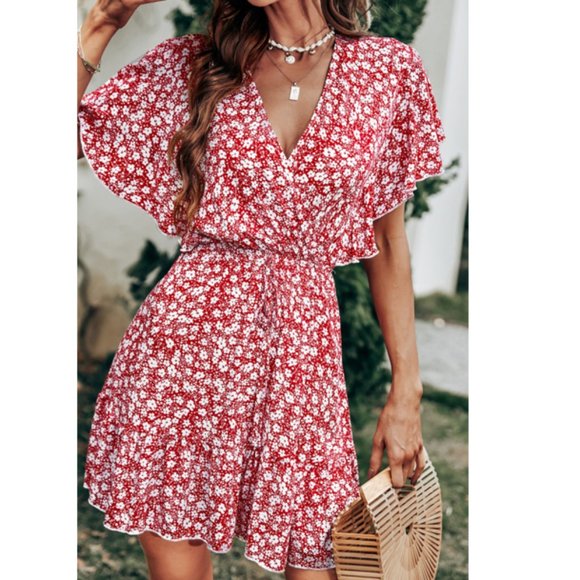 Ditsy Floral Butterfly Sleeve Dress - Picture 4 of 4